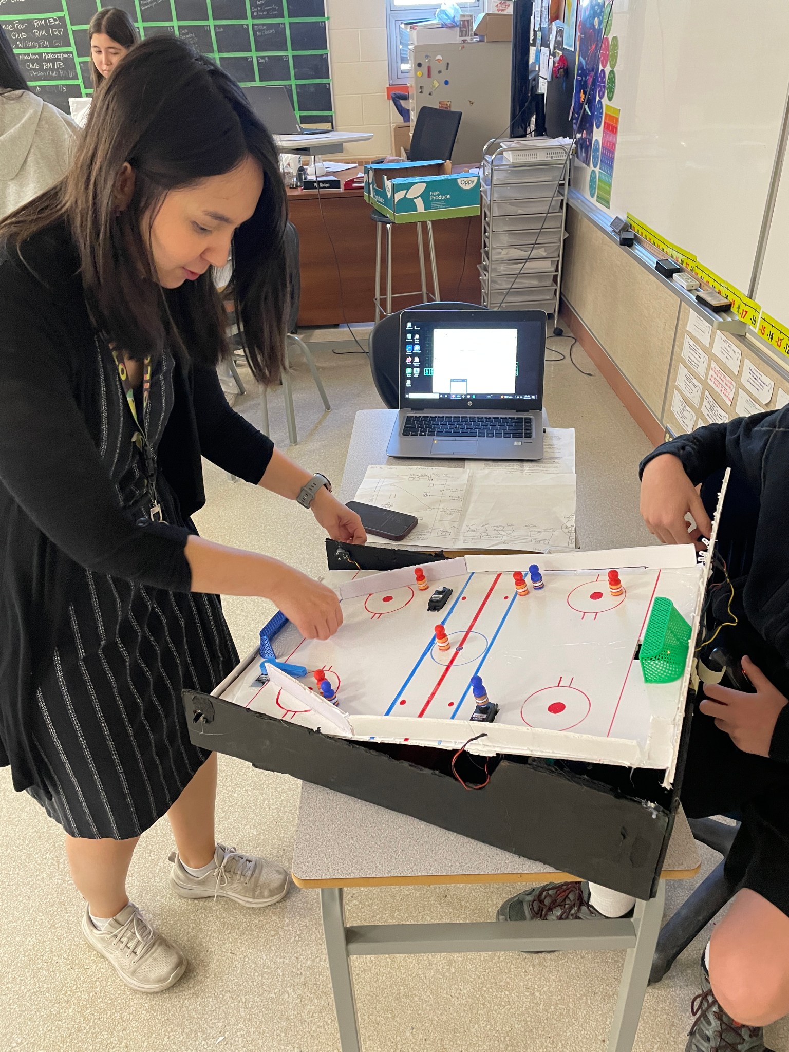 Creative Computing Kinetic Electronics – STEMIA Journal